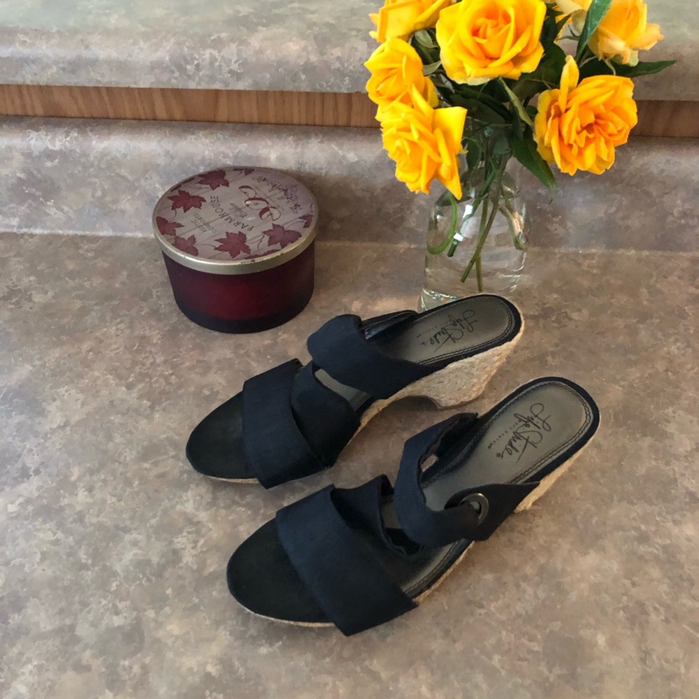 Life Stride Sandals